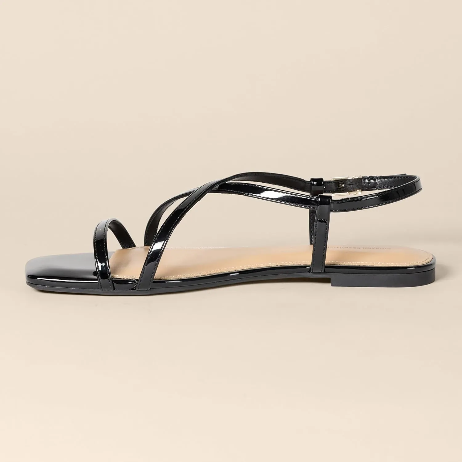 Amazon Essentials Women's Flat Strap Sandals