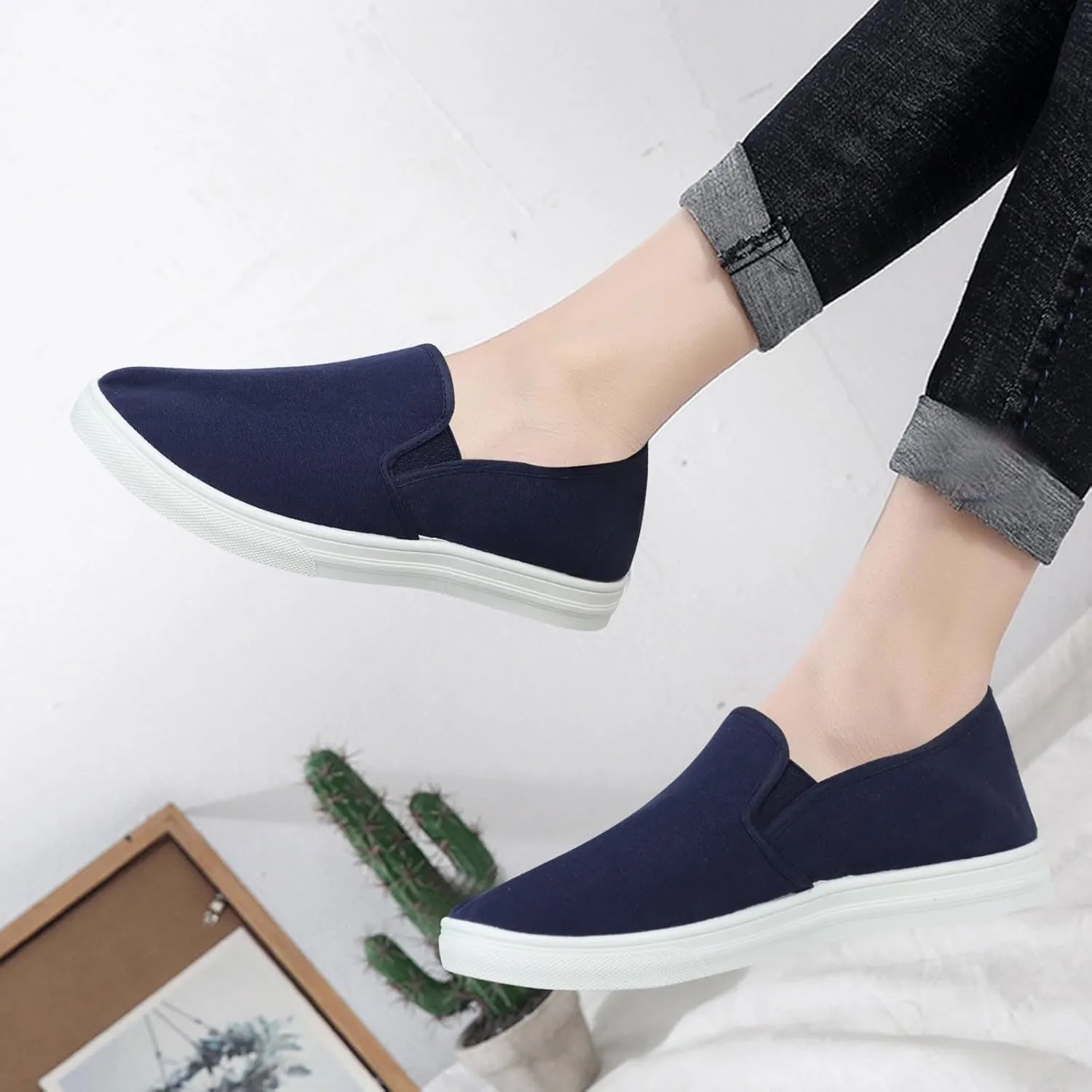 Barefoot Shoes Men Running Women Sneakers Women Loafers Shoes Casual Black Non Slip Work Shoes for Women Round Toe Flat Heel October 11-12