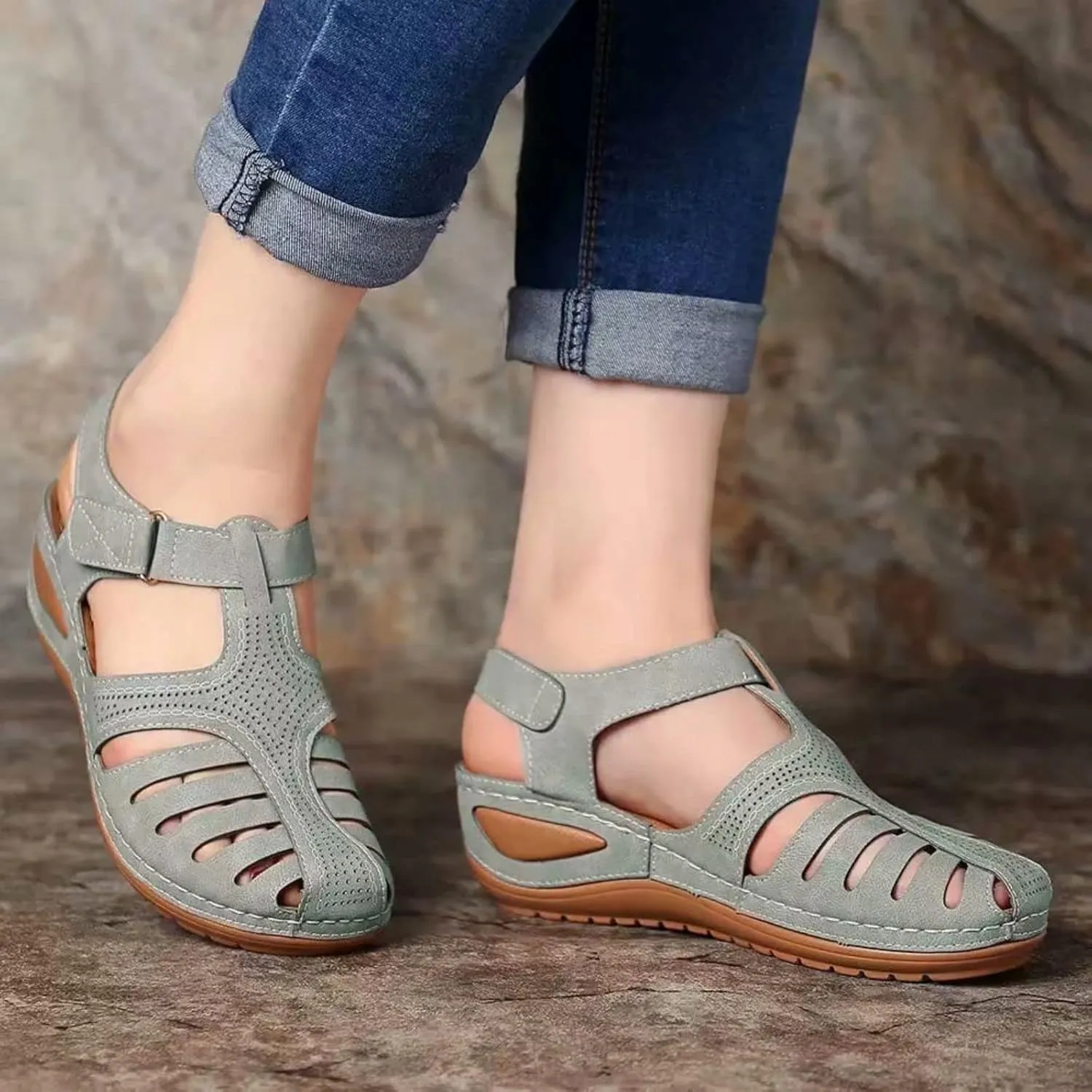 Closed Toe Sandals Women Arch Support Sandals Dressy Summer Ankle Strap Non-Slip Hollow Out Wedge Sandal Beach Shoes
