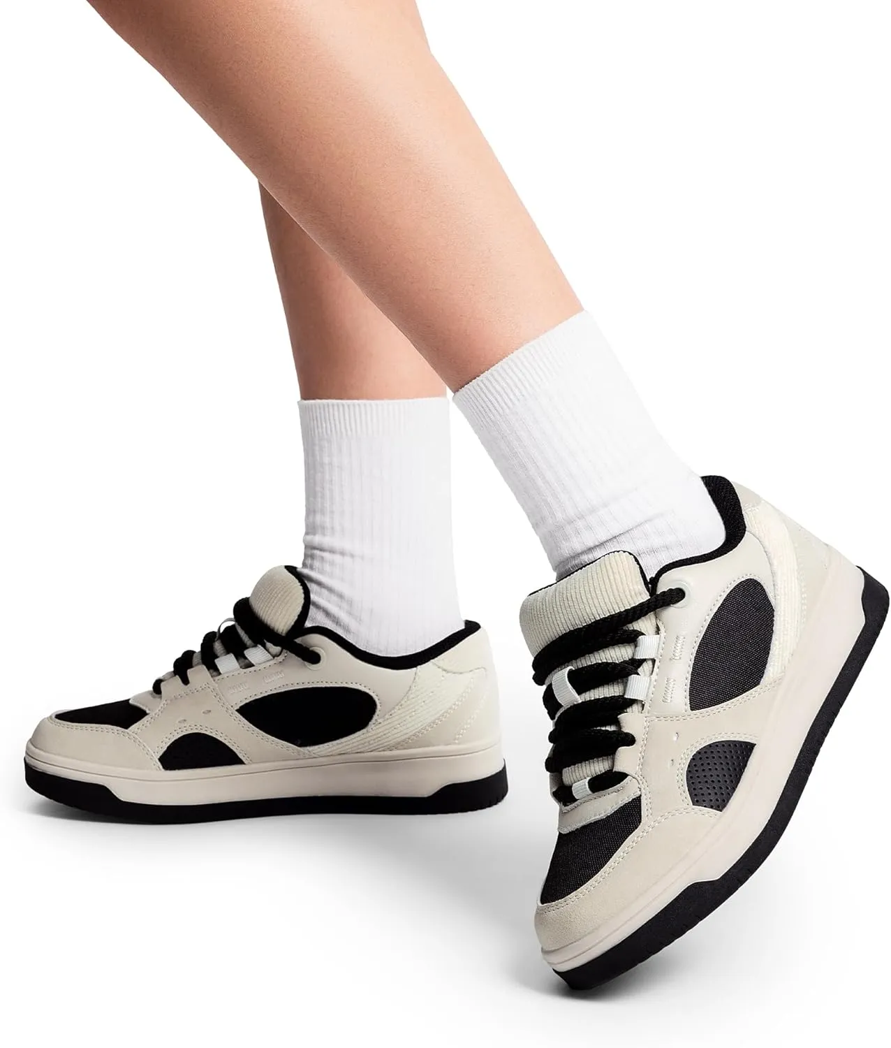 DREAM PAIRS Women's Skateboarding Shoes Low Top Walking Lace-Up Comfortable Casual Vivi Fashion Sneakers