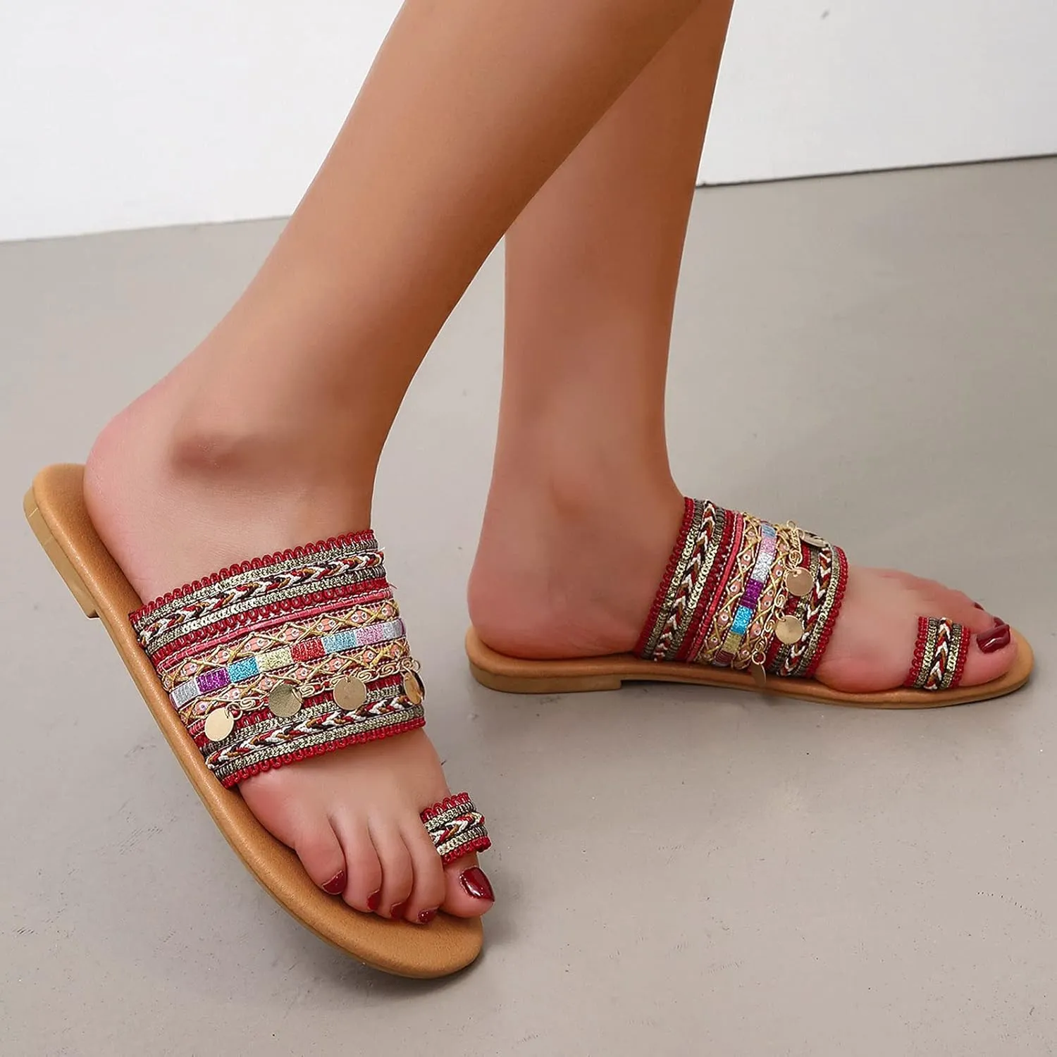 Flat Sandals for Women Summer toe Ring Retro One toe Falt Slip On Two Strap Flip Flops Slide toe Loop Plus Size