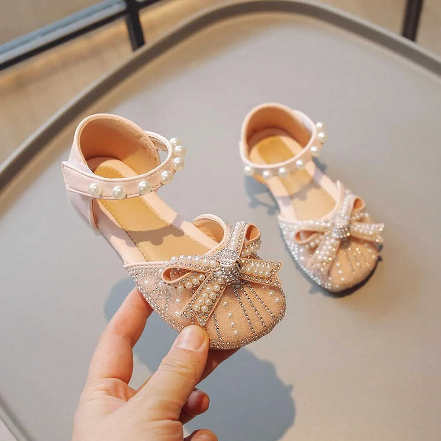 Kids Girls Beaded Strap Sandals Low Heel Closed Toe Pearl Glitter Shoes Toddler Baby Ankle Wedding Formal Shoes