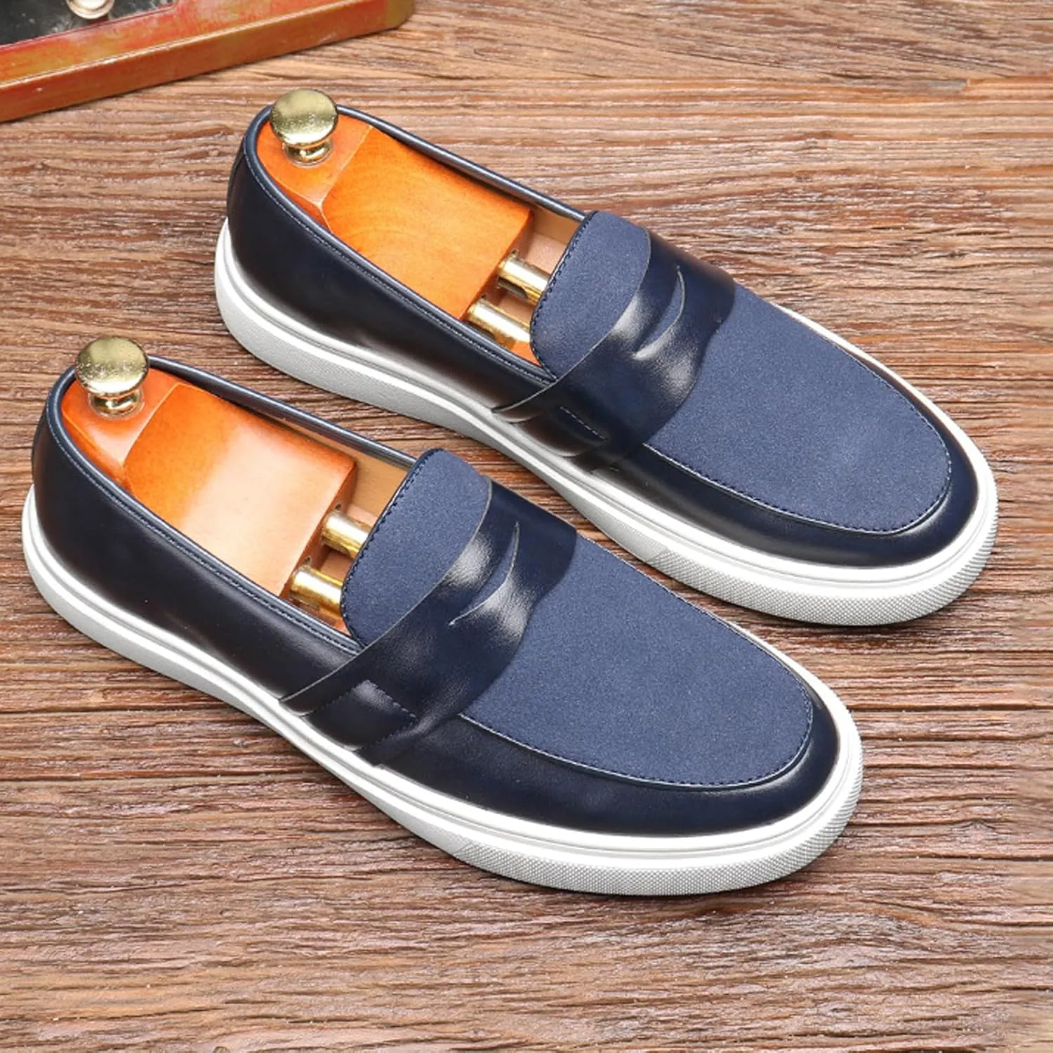 Men's Genuine Leather Splicing Slip-On Loafers Lightweight Non-Slip Driving Shoes Breathable Boat Sneakers for Walking Travel Office