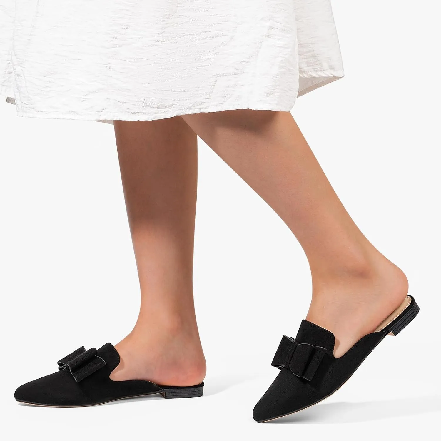 MUSSHOE Mules for Women Flats Comfortable Pointed Toe Slip on Women Mules Flats…