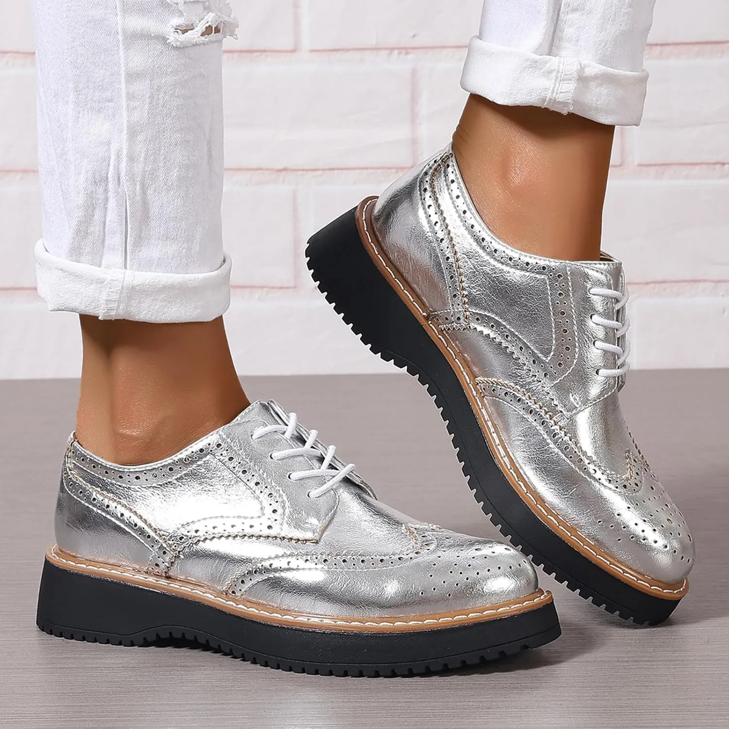 Oxford Shoes for Women Round Toe Wingtips Brogues Lace up Platform Loafers Business Casual Office Dress Shoes, US Size 5-11