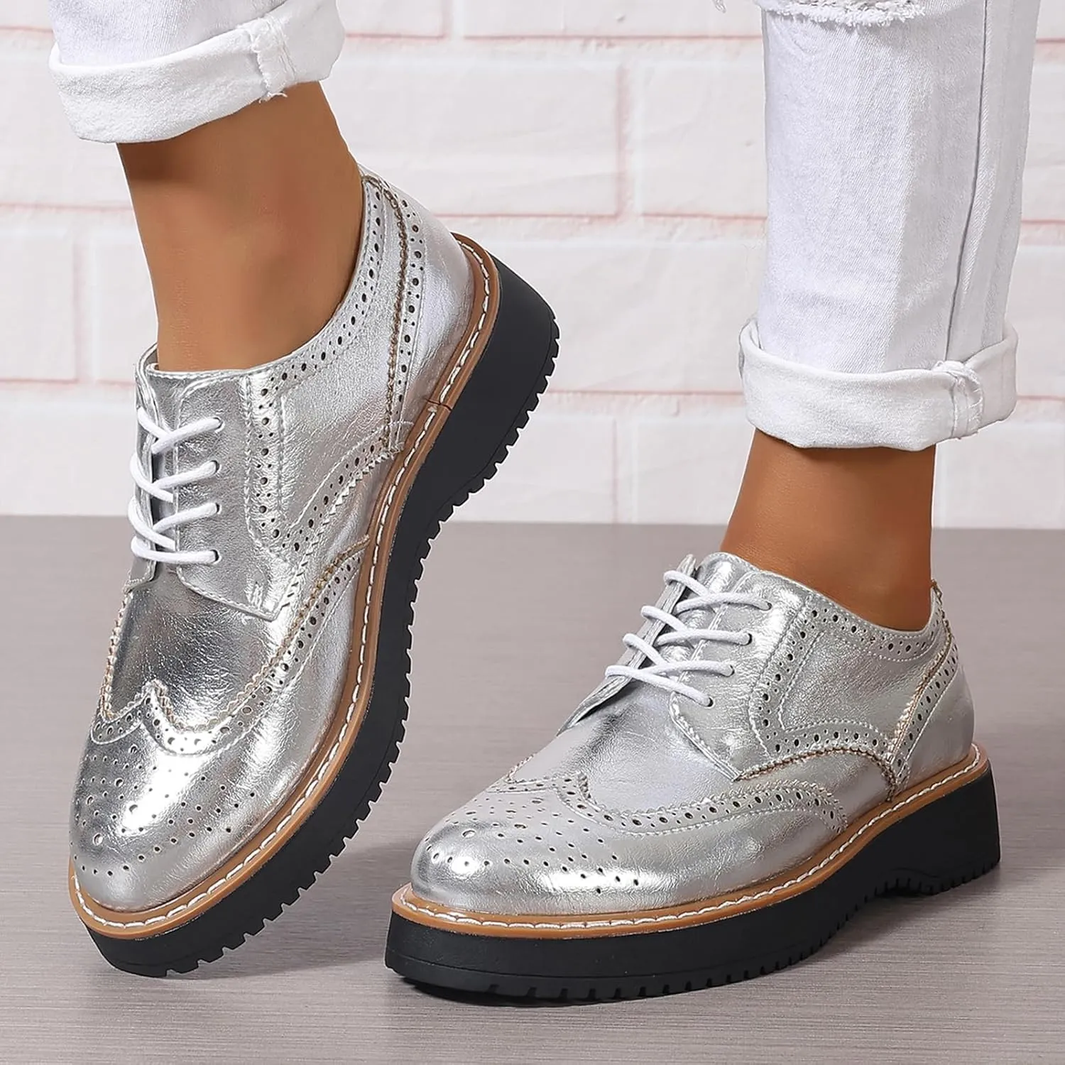 Oxford Shoes for Women Round Toe Wingtips Brogues Lace up Platform Loafers Business Casual Office Dress Shoes, US Size 5-11