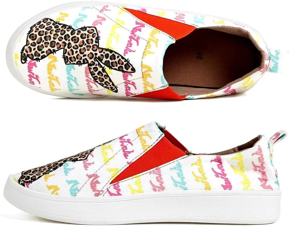 Women's Low Top Slip On Canvas Sneakers Non-Slip Casual Loafers Lightweight Walking Shoes for Women Comfortable Flat Fashion Sneakers for Everyday Wear