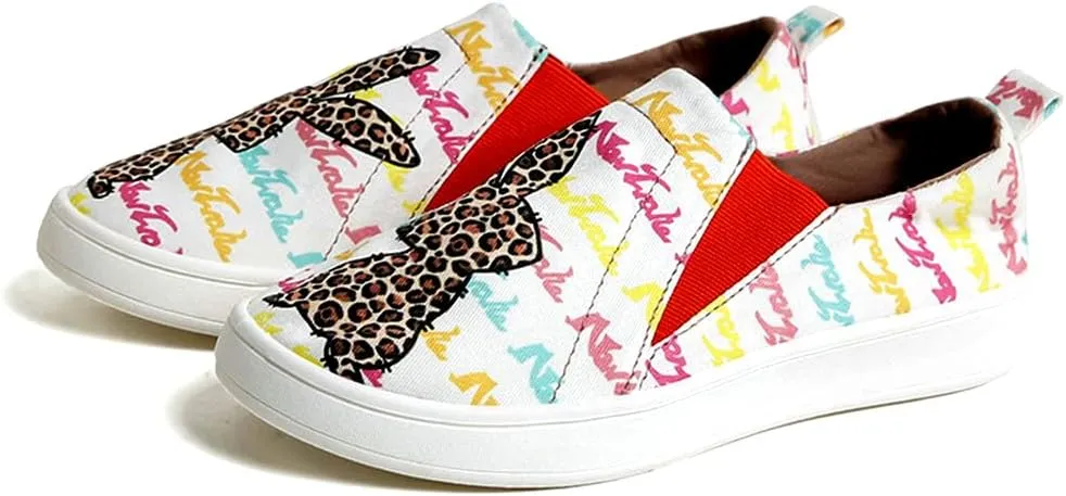 Women's Low Top Slip On Canvas Sneakers Non-Slip Casual Loafers Lightweight Walking Shoes for Women Comfortable Flat Fashion Sneakers for Everyday Wear
